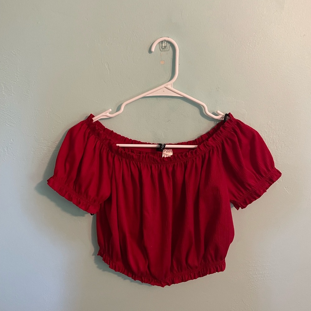 Red off the shoulder shirt!!